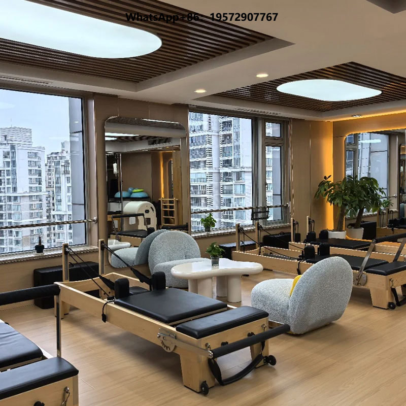 Pilates And Yoga Studio - سرير بيلاتس خشبي قابل للتعديل متعدد