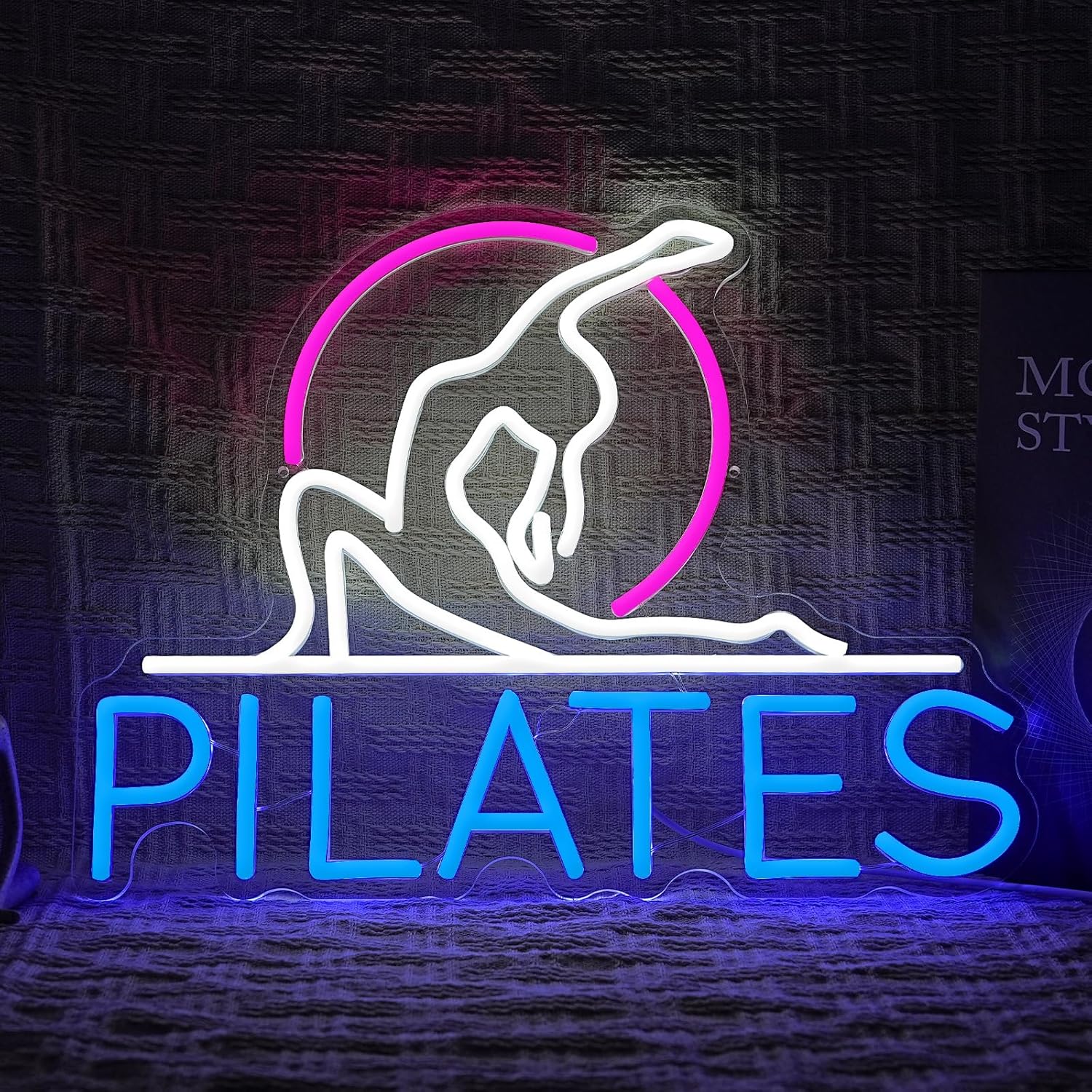 Pilates Yoga Room - لافتة نيون لليوجا والبيلاتس، إضاءة نيون