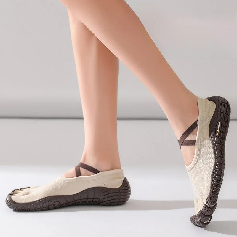 أحذية متعددة الاستخدامات بخمسة - مراجعة Pilates Yoga Shoes وسعره