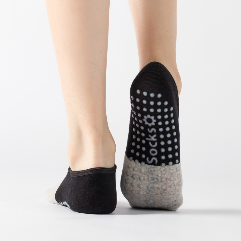 جوارب يوغا نسائية بتصميم قطة ك - مراجعة Pilates Yoga Gifts وسعره